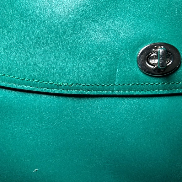 Coach Legacy Clutch in Kelly Green - Picture 8 of 10